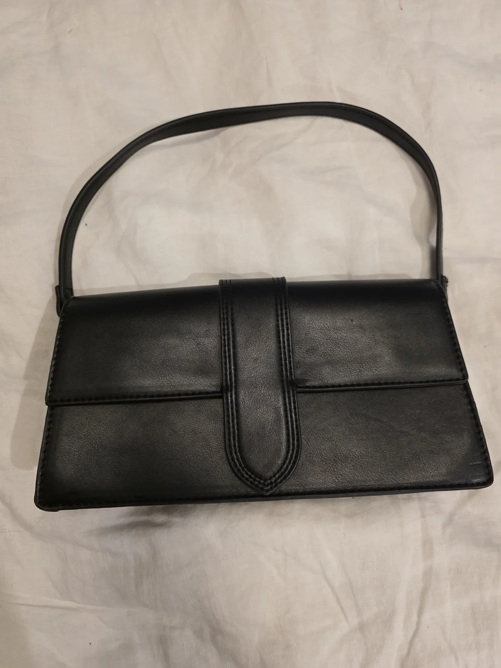 Moda Luxe Black Vegan Leather Shoulder Bag
